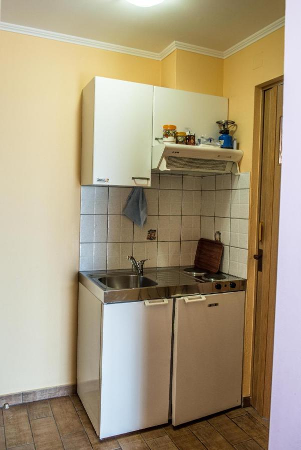 Guesthouse To Tzaki 科尼札 外观 照片